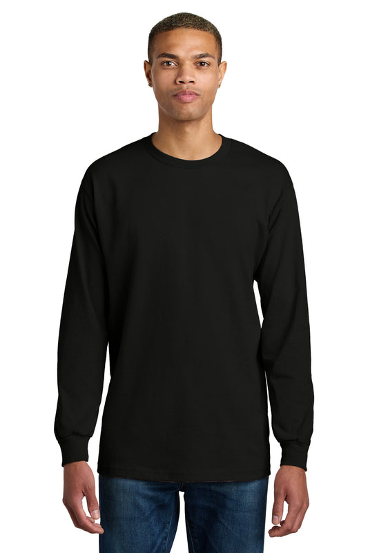 1304 Black Model Front