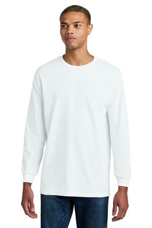 1304 White Model Front