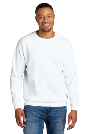 1566 White Model Front