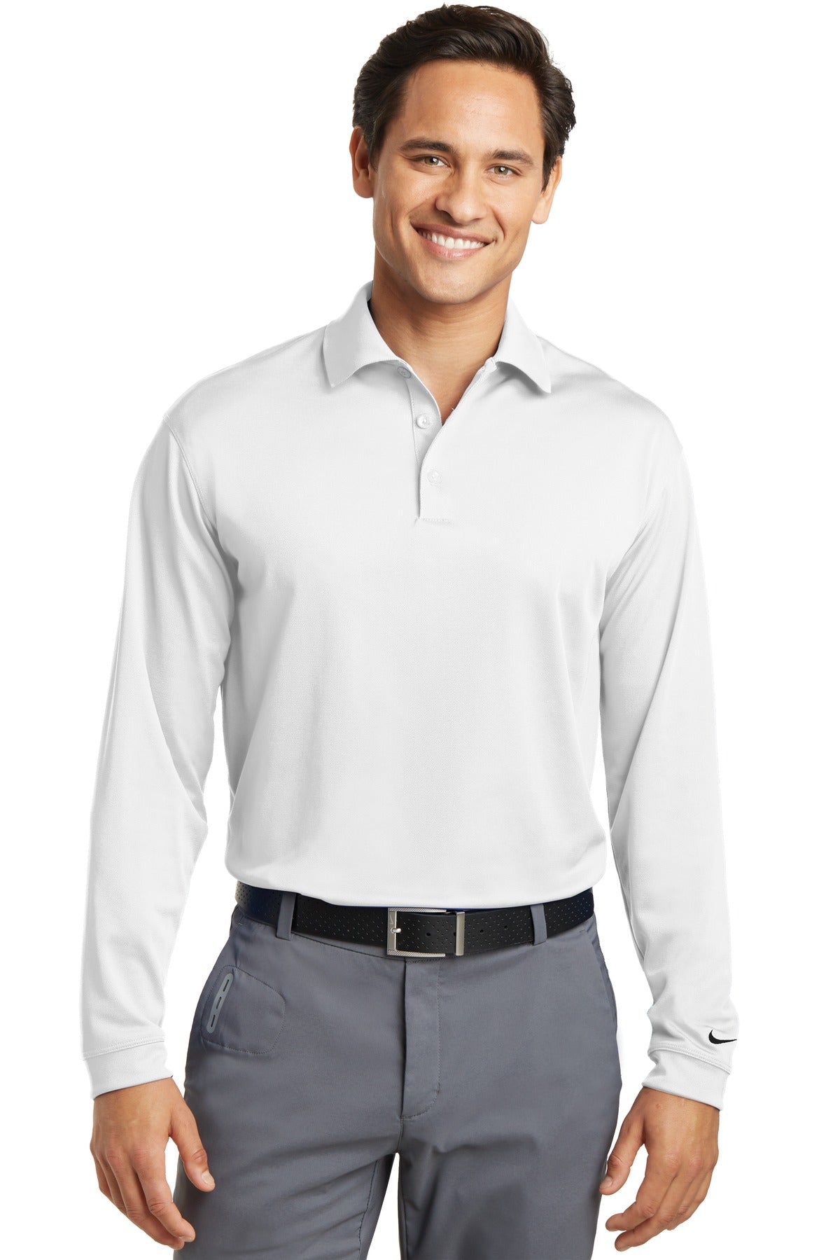 466364 White Model Front 022015