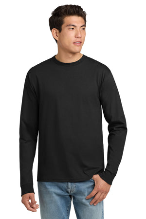 5586 Black Model Front